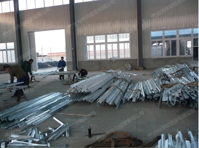 点击新窗口打开大图